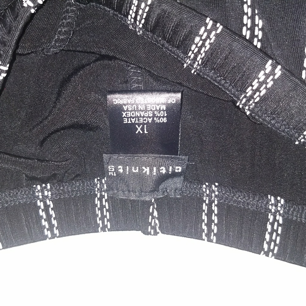 Pants - Picture 2 of 3